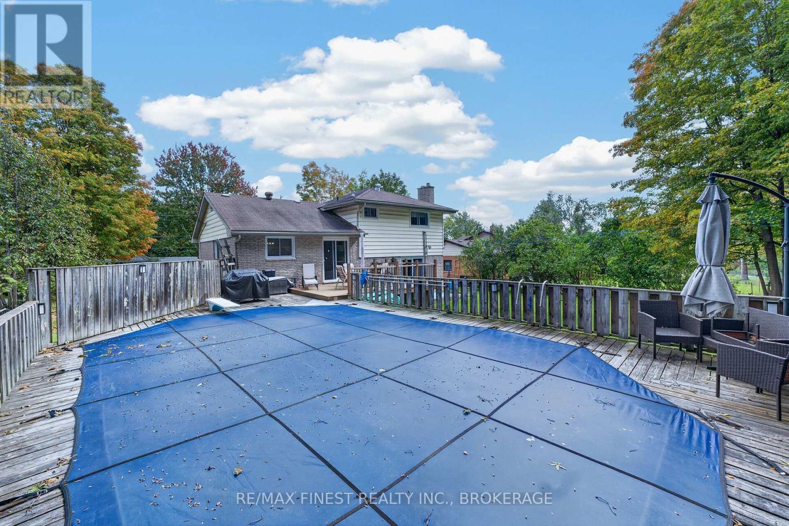 525 WHITES ROAD - Image 23