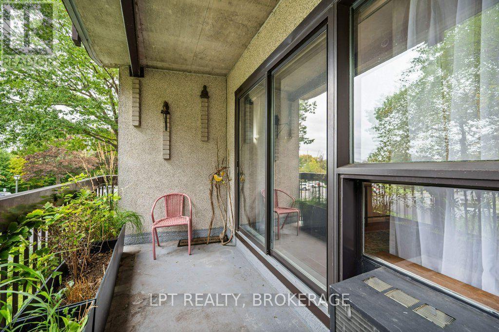 #208 66 GREENVIEW DRIVE - Image 18