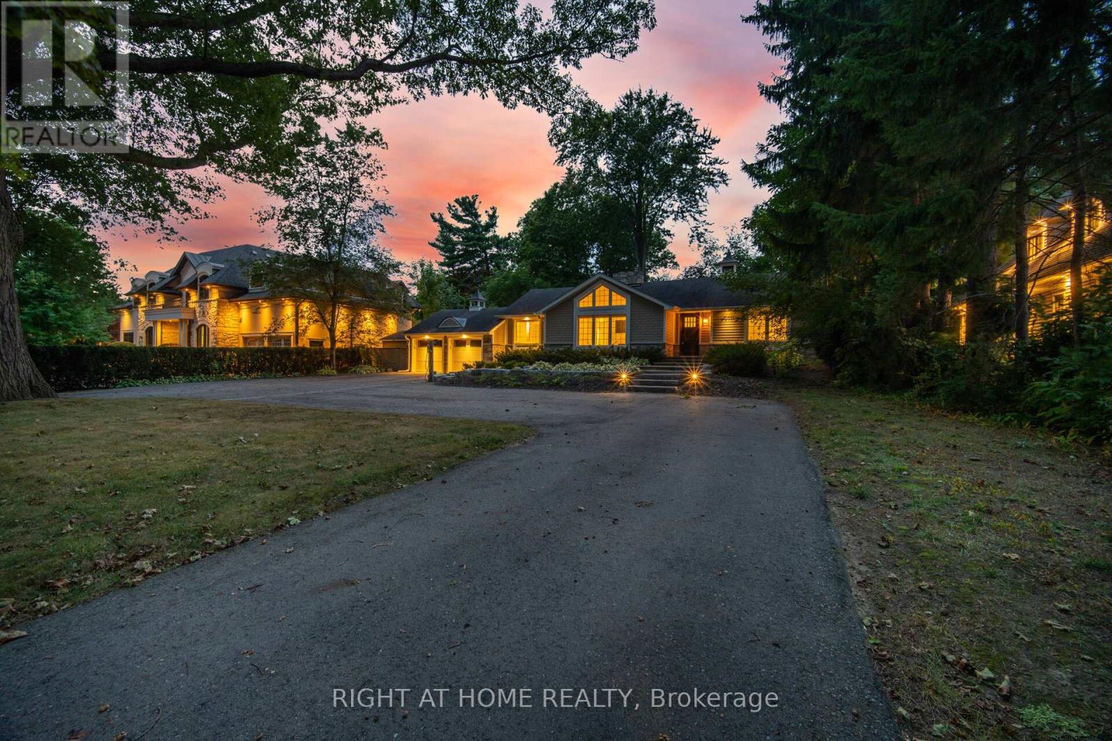 1037 LAKESHORE ROAD W - 8