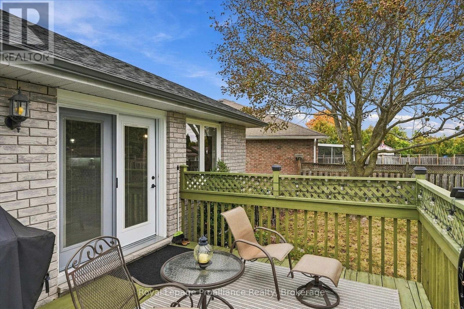 2979 JENNIFER DRIVE - 19