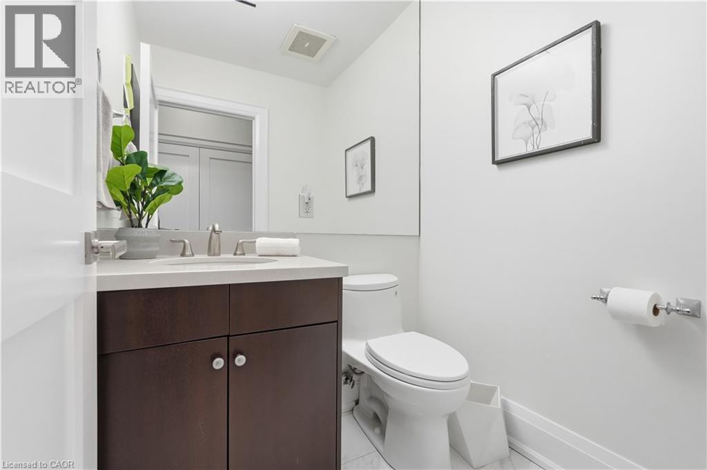 #203 5340 LAKESHORE Road - 20
