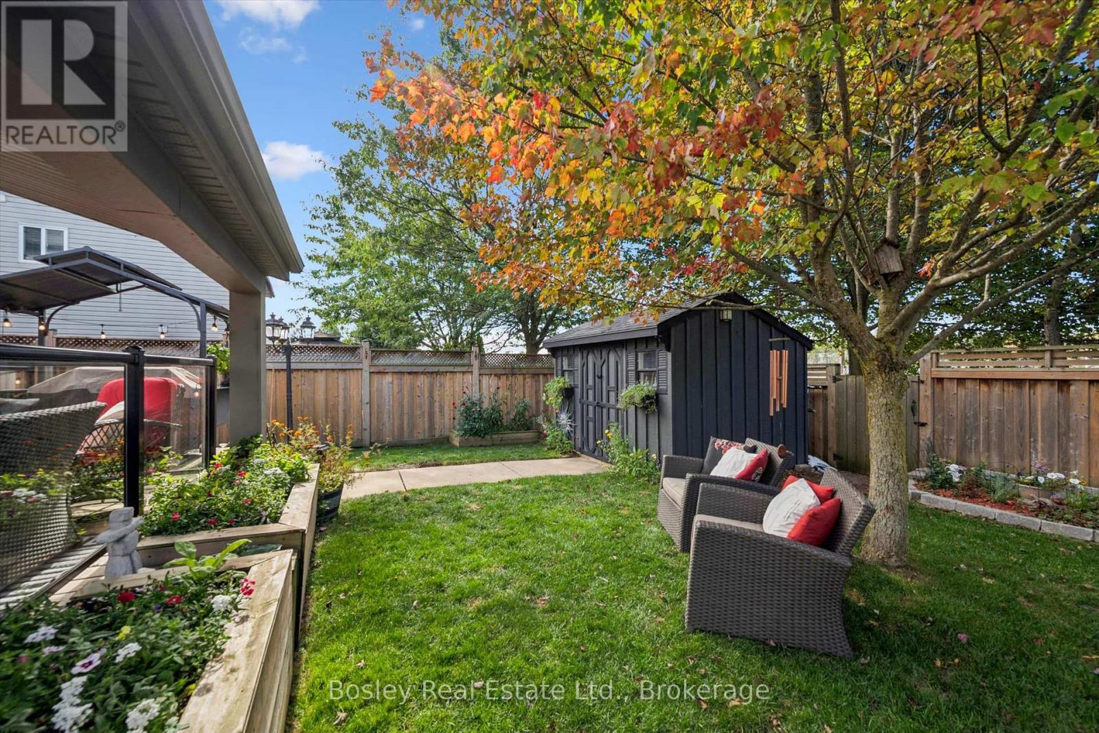 26 GLENGARRY ROAD - 36