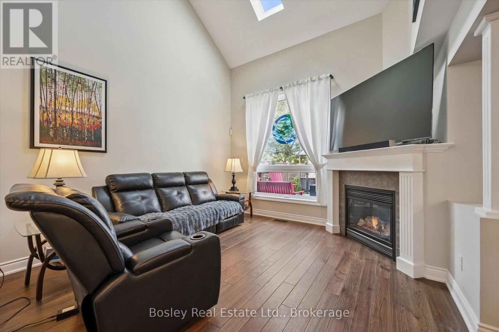 26 GLENGARRY ROAD - 6