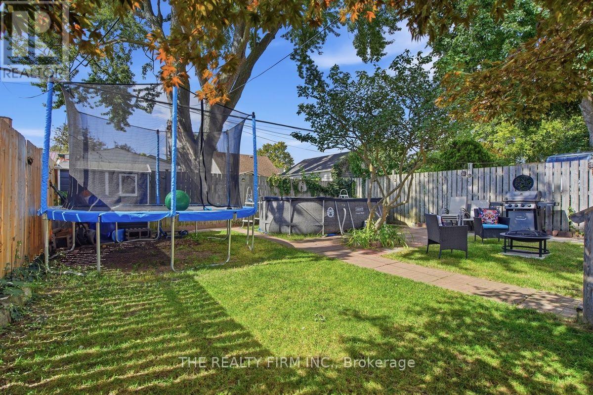 211 HIGHBURY AVENUE N - Image 43