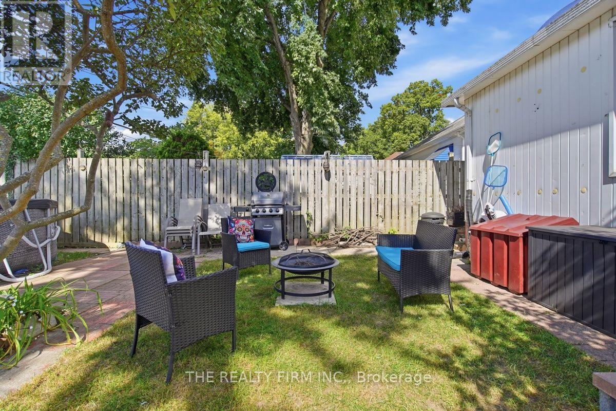 211 HIGHBURY AVENUE N - Image 44