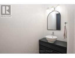 Family room - 4125 Masterson Circle, London South, ON N6P1T3 Photo 9