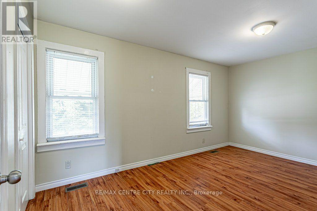 4526 WONDERLAND ROAD S - 11