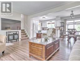 Family room - 45 Agincourt Gardens, London South, ON N5Z4E5 Photo 7