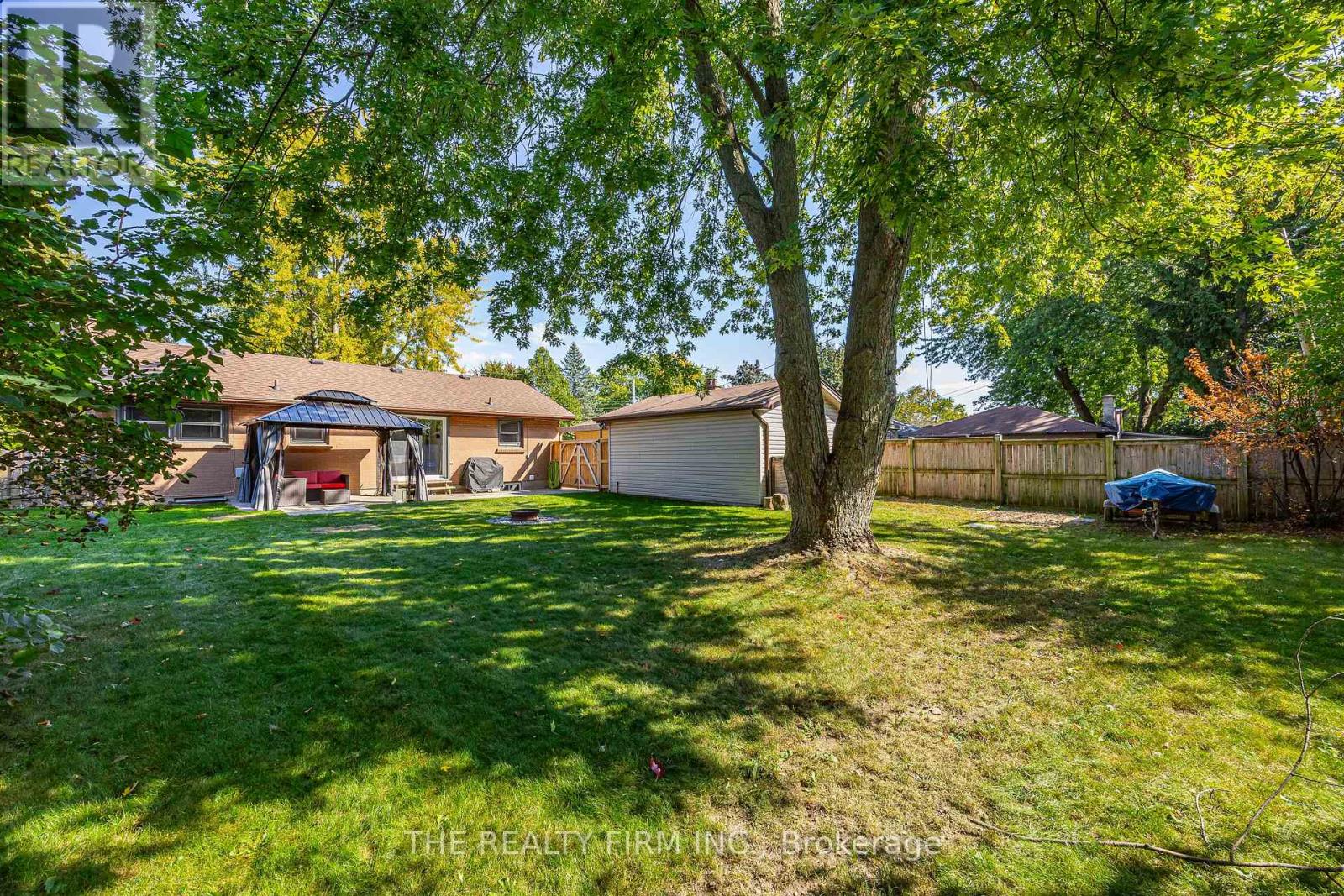 223 MICHAELMAS STREET - 38