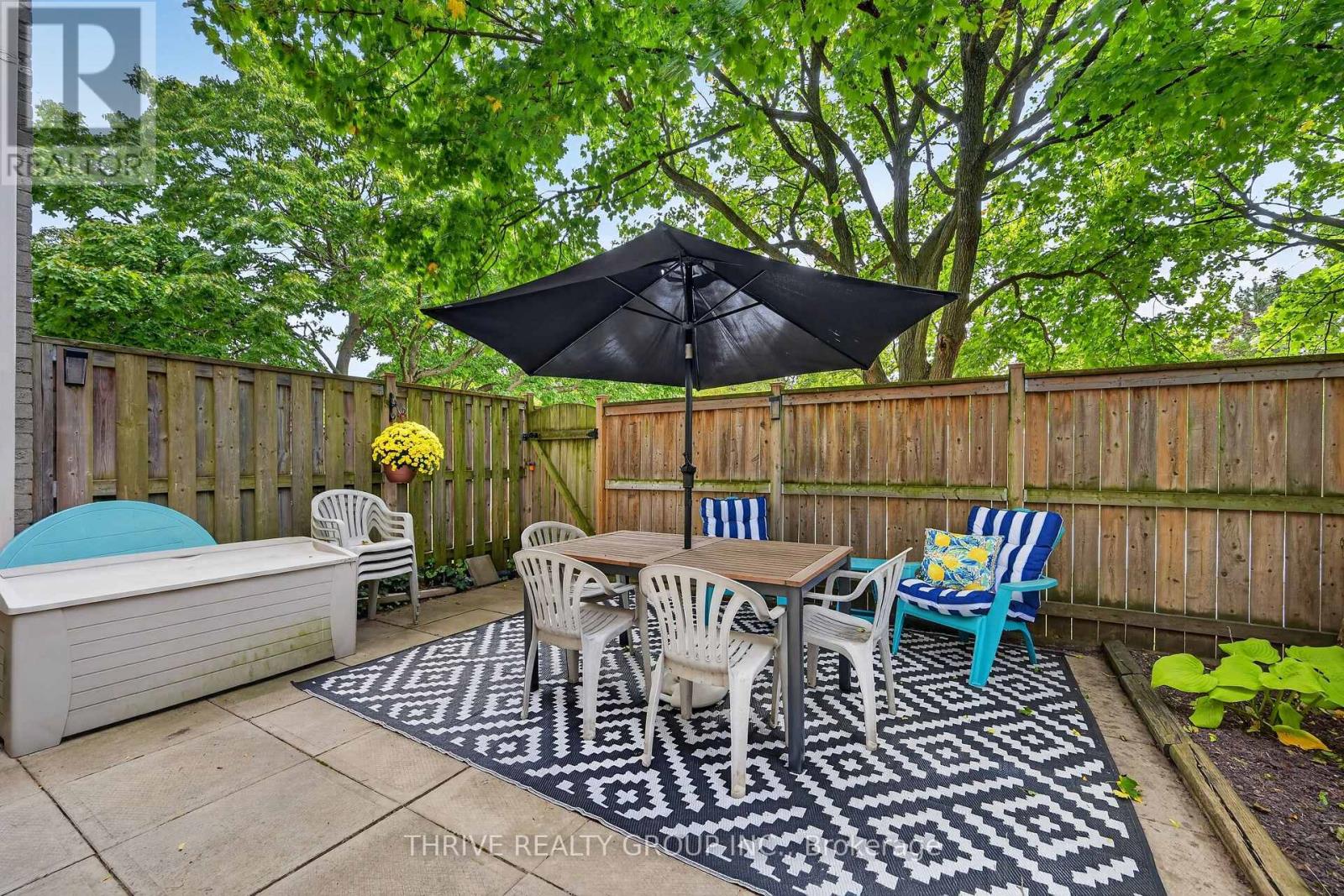 #34 300 SANDRINGHAM CRESCENT - Image 23