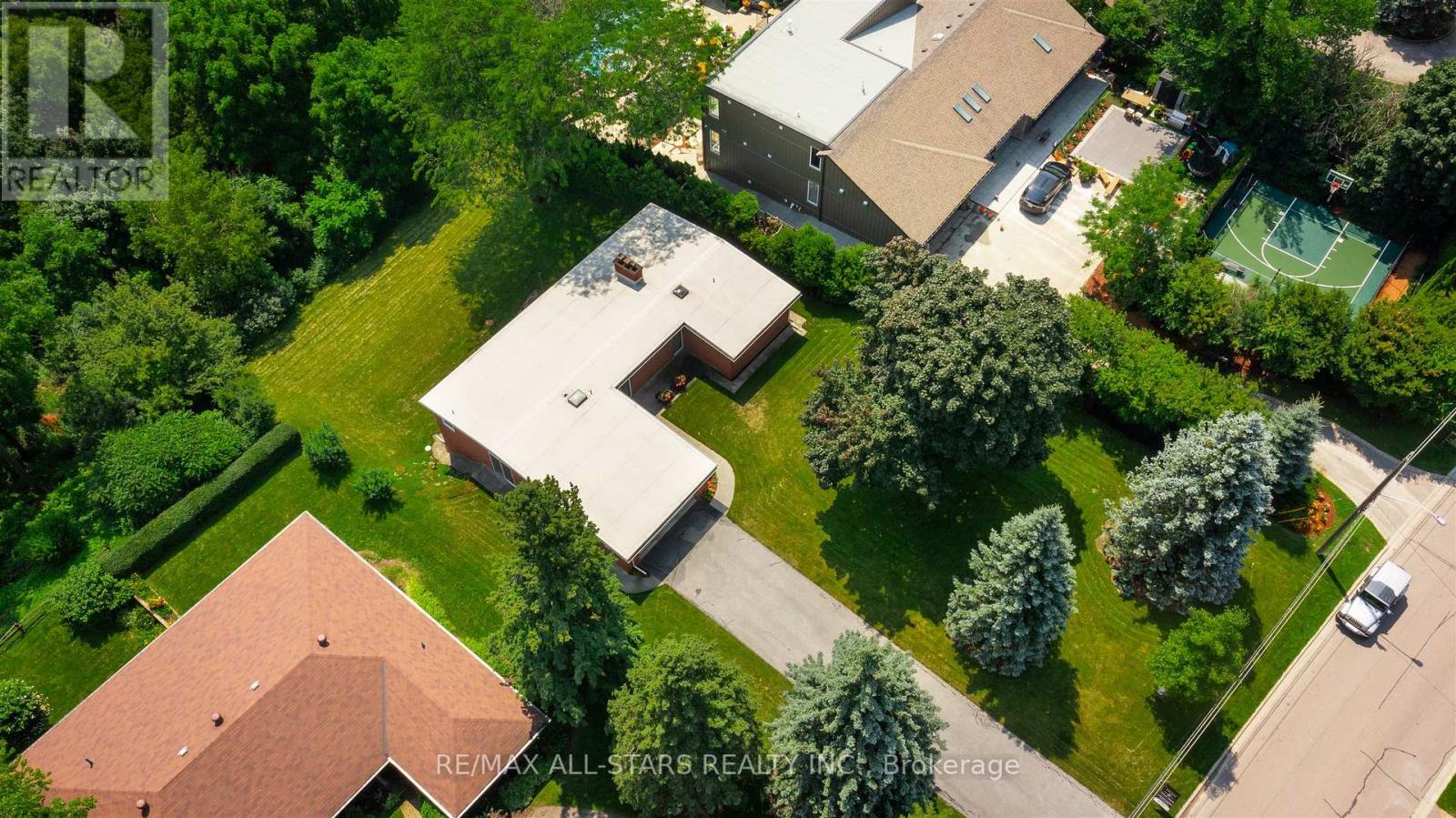 59 HILL CRESCENT - 5