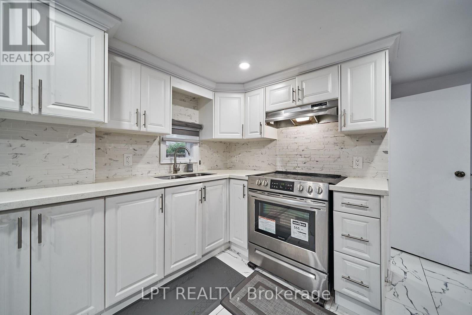 15 Knights Road, Oshawa, ON photo 11