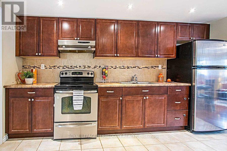 Lower- 53 Rushbrooke Way, Ajax, ON photo 16