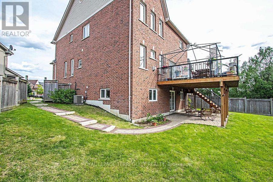 Lower- 53 Rushbrooke Way, Ajax, ON photo 3