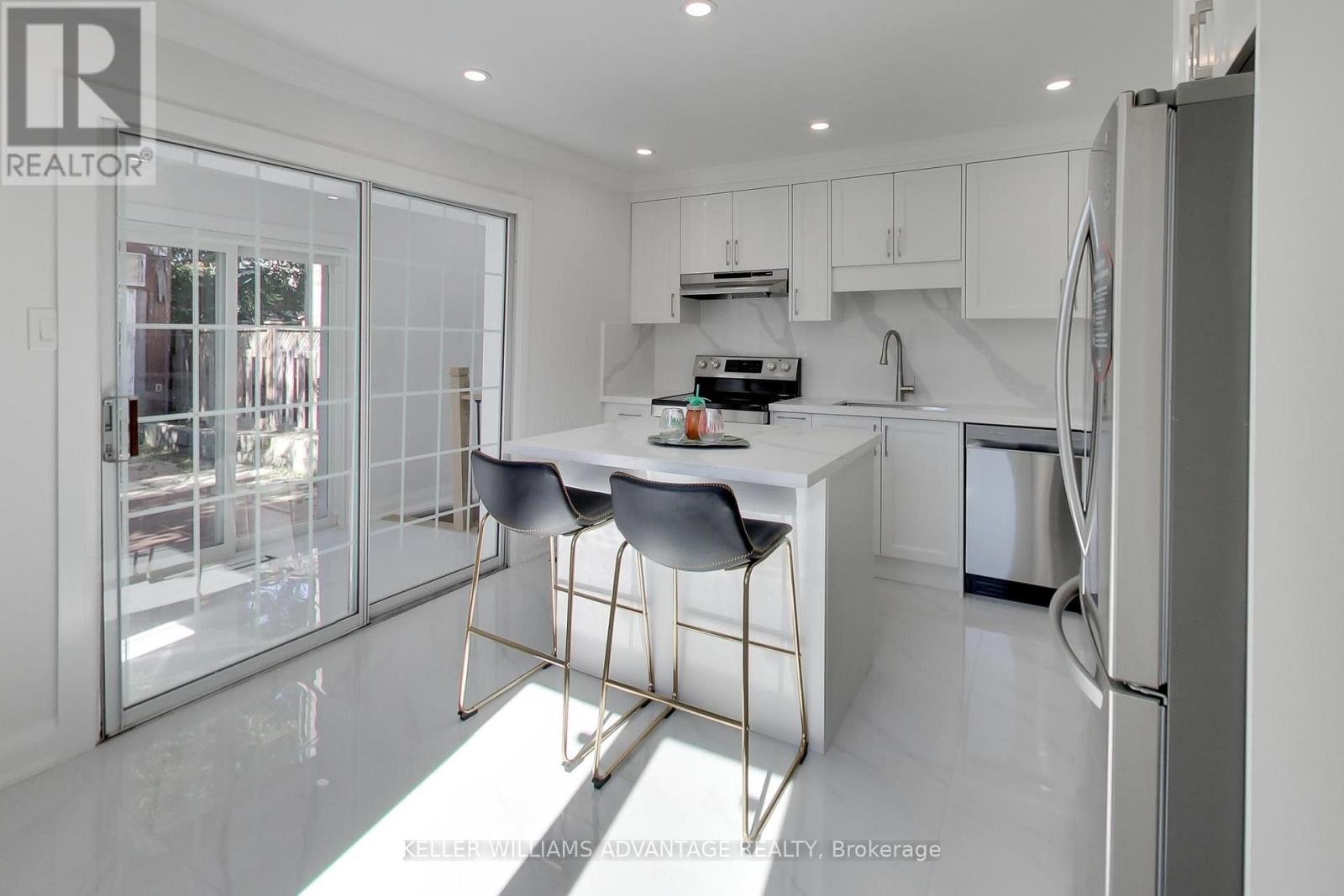 430 PHARMACY AVENUE - 15
