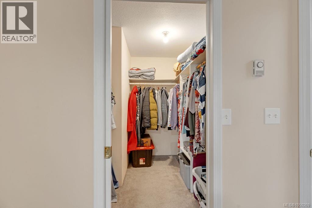 950 McDonald St - Image 26