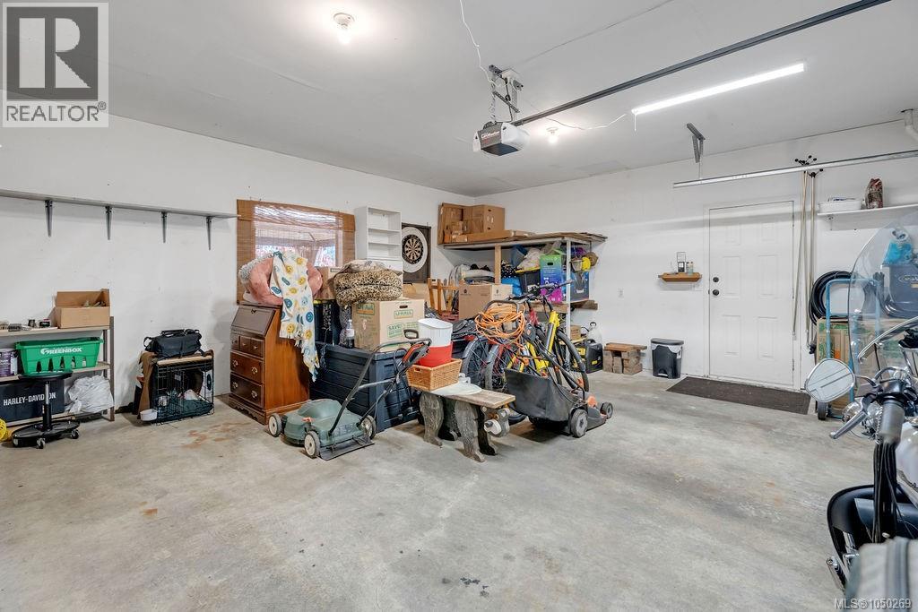 950 McDonald St - Image 42
