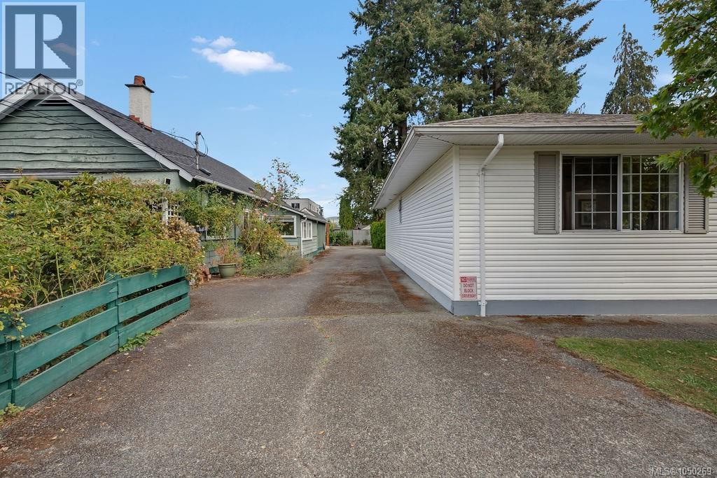 950 McDonald St - Image 58