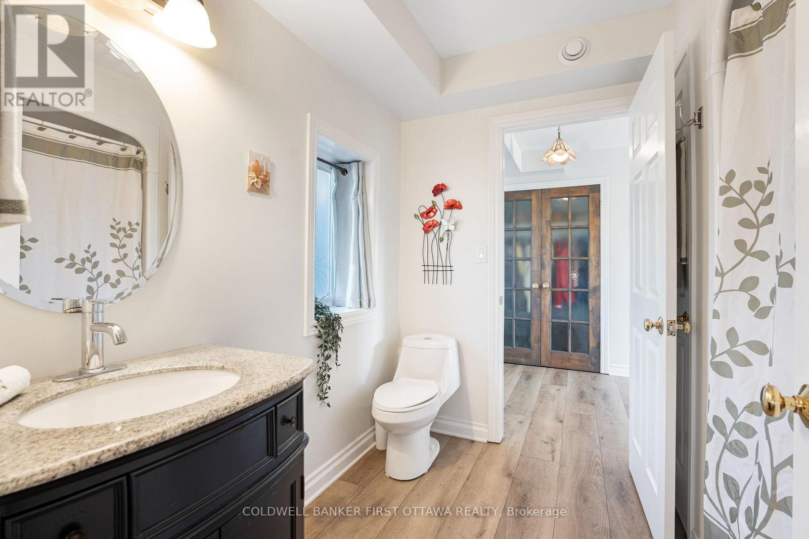 165 RIDEAU STREET - 17