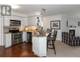 Dining room - 403 - 24 Dairy Lane, Huntsville, ON P1H0A4 Photo 6