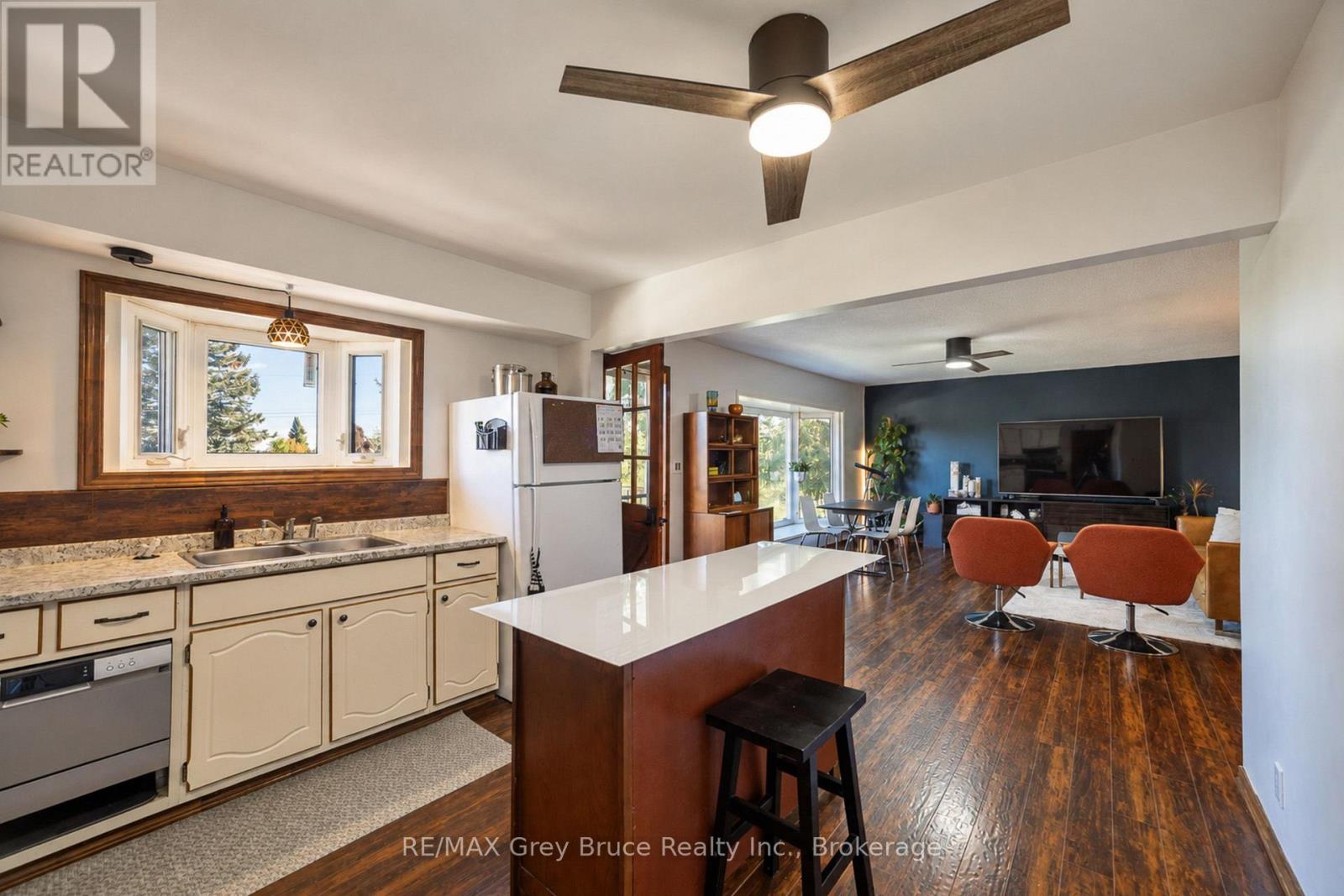 150 MACINTOSH DRIVE - Image 14