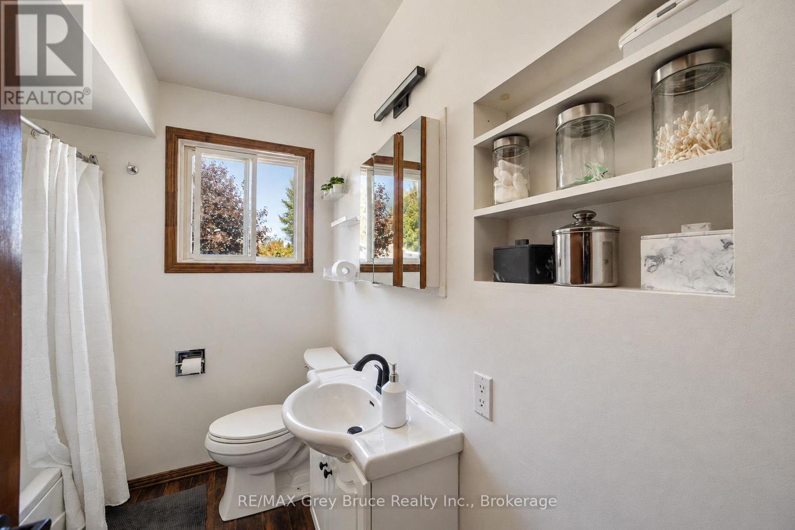 150 MACINTOSH DRIVE - Image 20