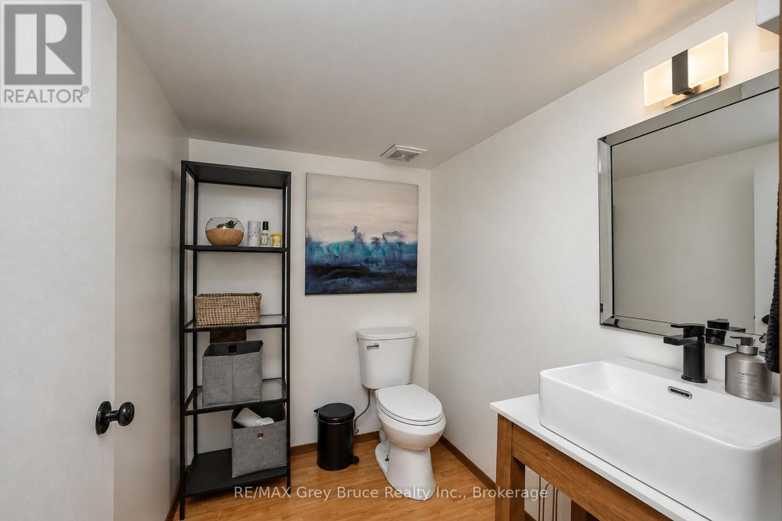 150 MACINTOSH DRIVE - Image 26