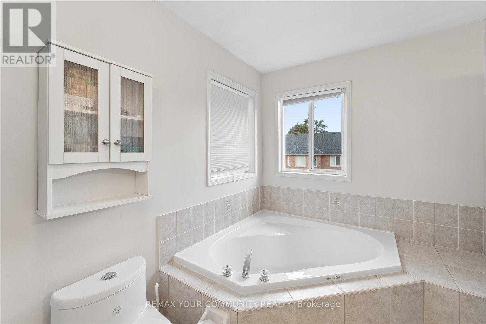 44 Antique Drive, Richmond Hill, ON photo 27