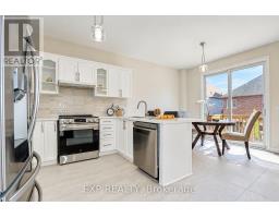 240 Aspenwood Drive, Newmarket, ON L3X3K7 Photo 13