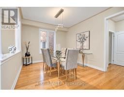 240 Aspenwood Drive, Newmarket, ON L3X3K7 Photo 17