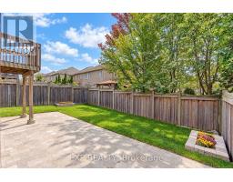 240 Aspenwood Drive, Newmarket, ON L3X3K7 Photo 32
