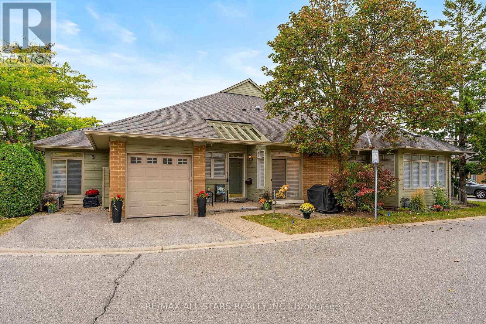 24 SANDPIPER KEY WAY - 1