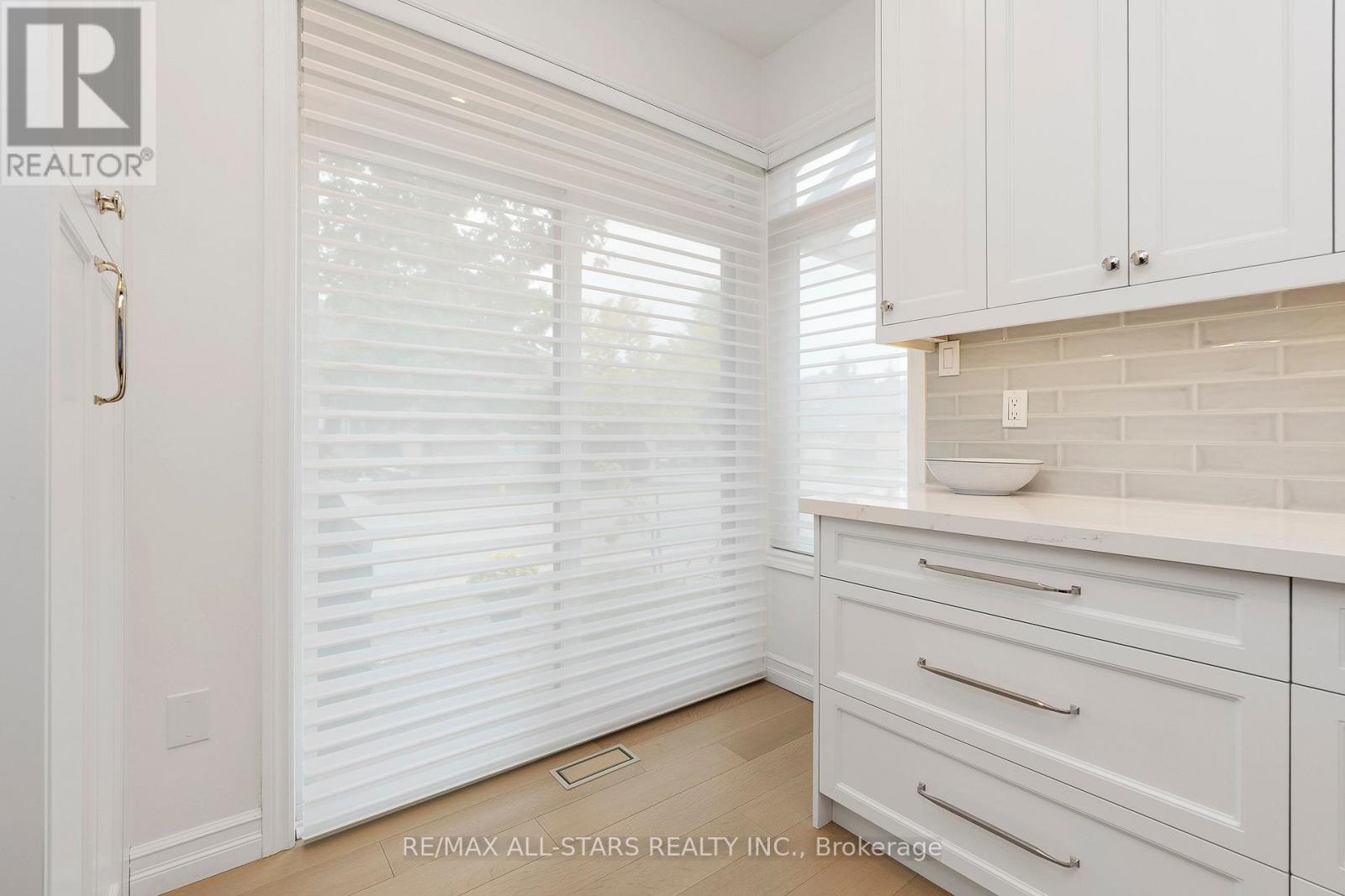 24 SANDPIPER KEY WAY - 20