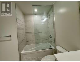 811 - 28 Interchange Way, Vaughan, ON L4K0P8 Photo 10