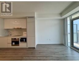 811 - 28 Interchange Way, Vaughan, ON L4K0P8 Photo 7