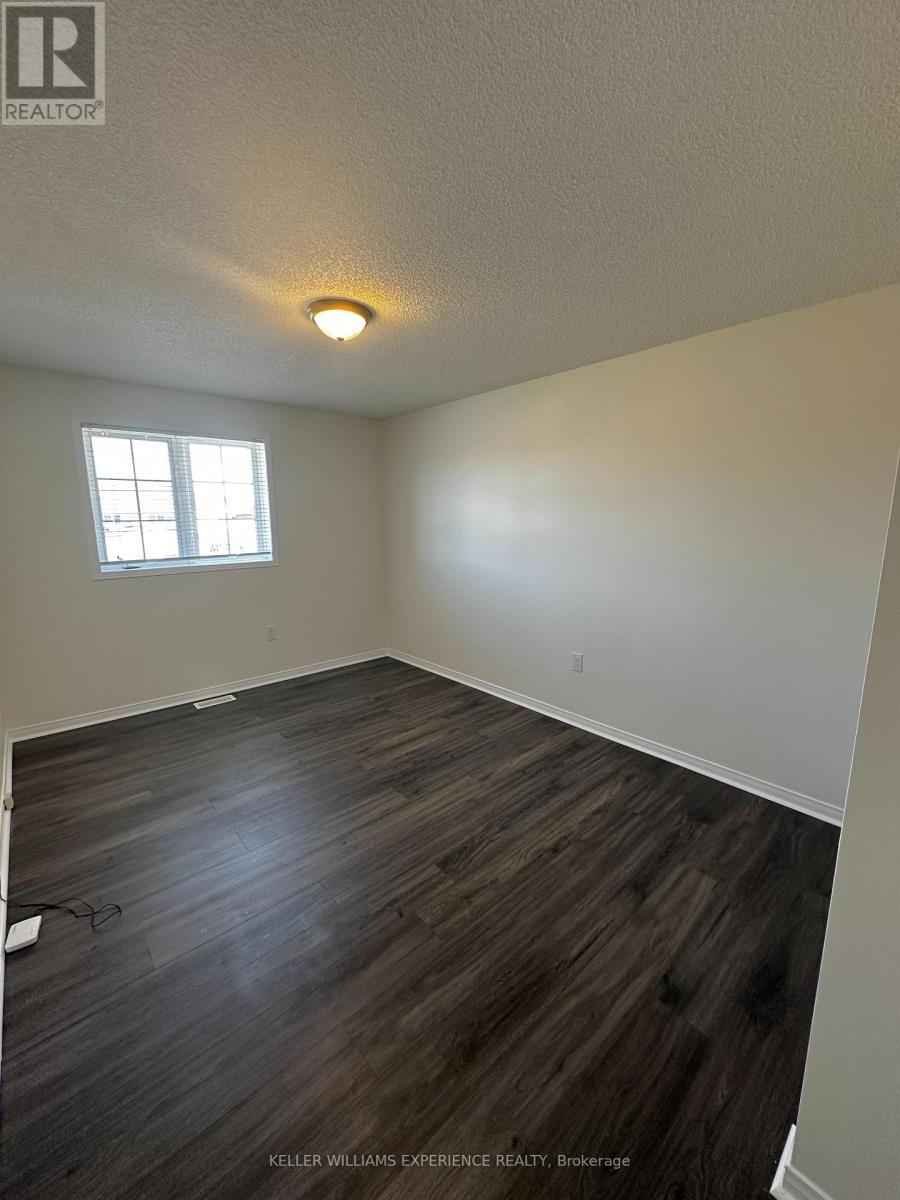 205 TUNBRIDGE Road, Barrie photo 17