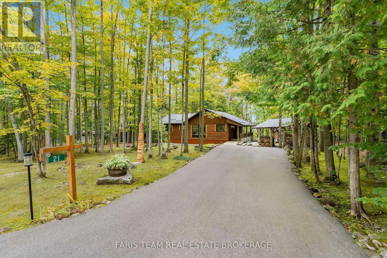 21 Slalom Drive, Oro-Medonte photo 2