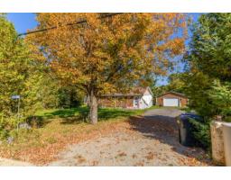 19 Rue Du Centre, Val Des Monts, QC J8N5C1 Photo 10