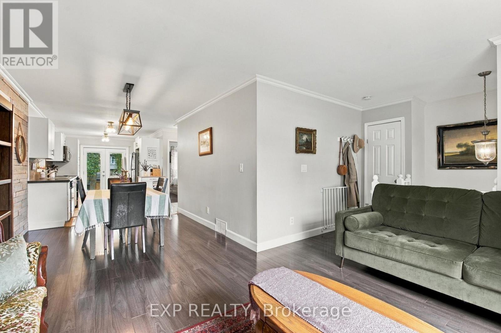 28 MAITLAND STREET - Image 11