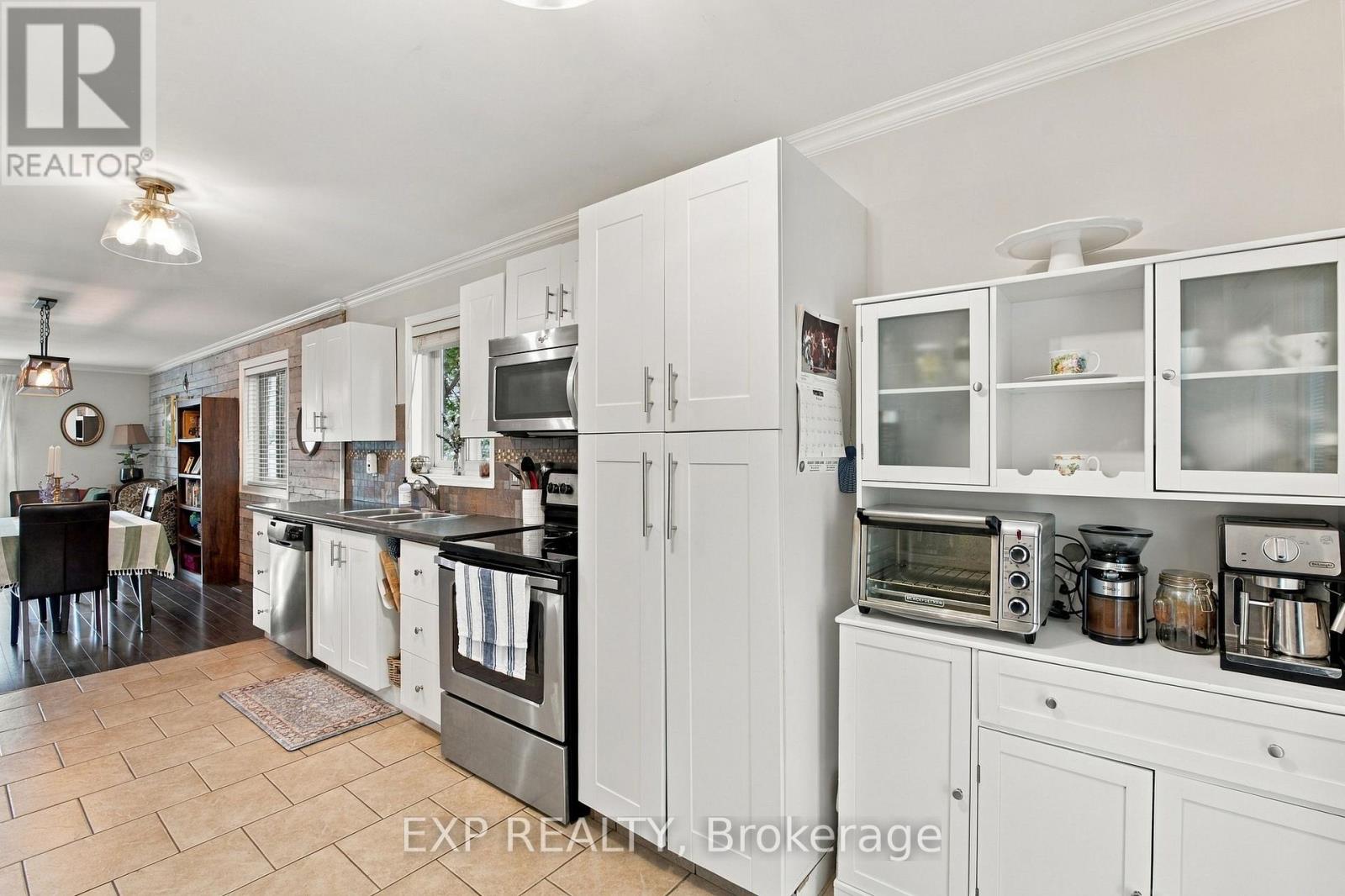 28 MAITLAND STREET - Image 18