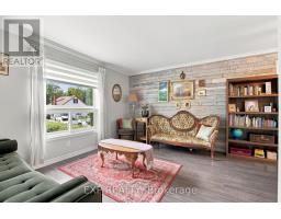 Family room - 28 Maitland Street, Thorold, ON L2V3A7 Photo 9