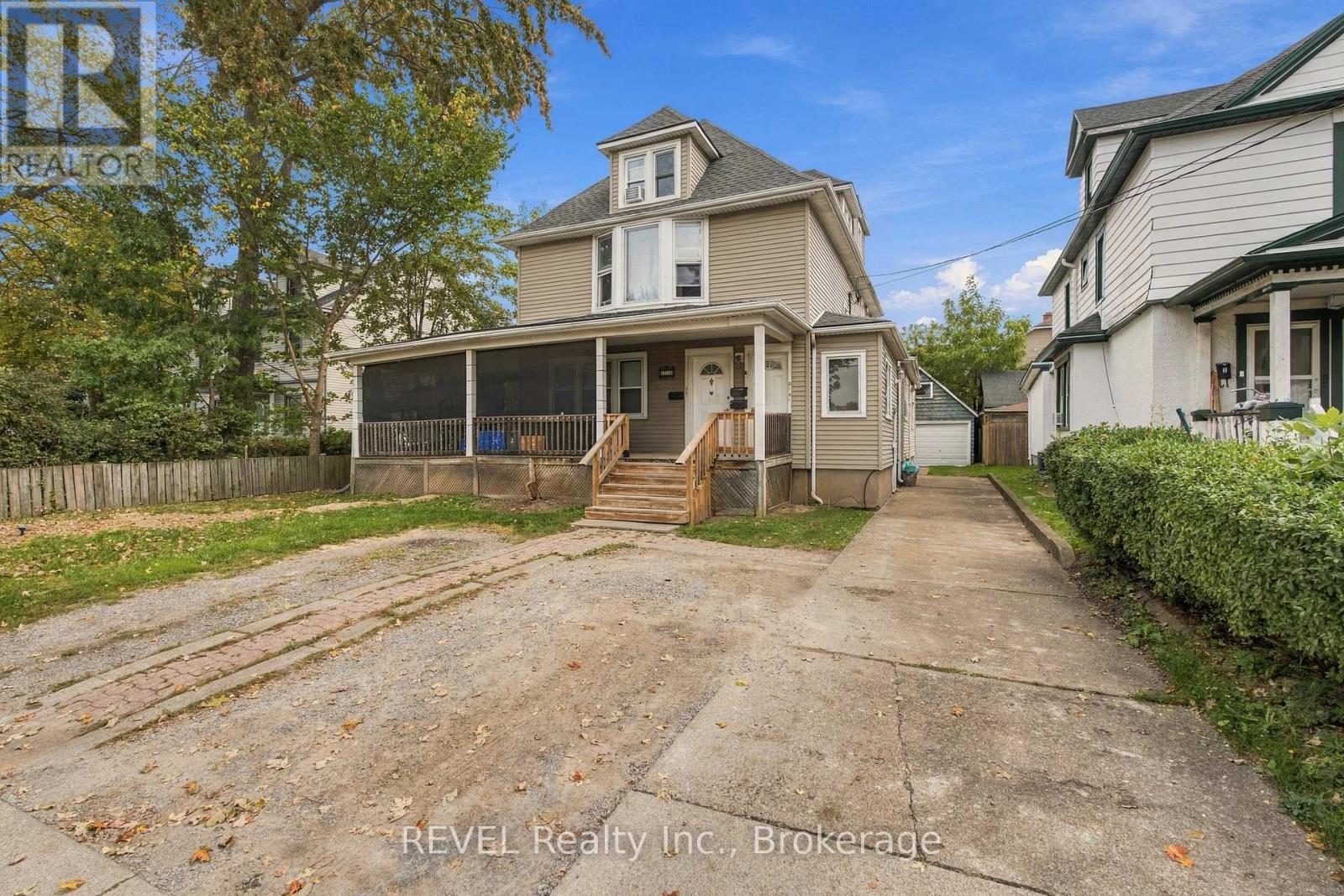 132 HELLEMS AVENUE - 2