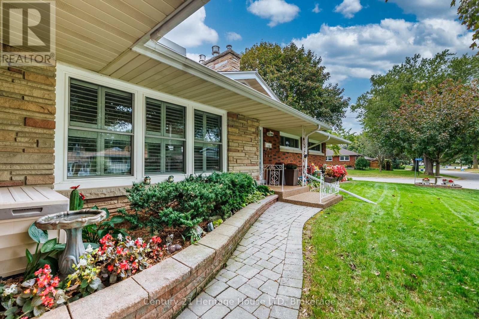 5159 SHIRLEY AVENUE - 2