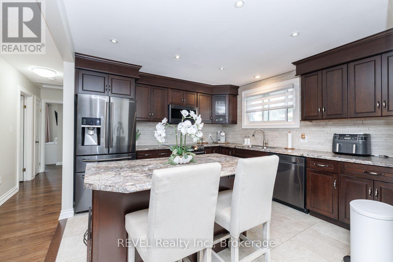 105 ELMA STREET - 13
