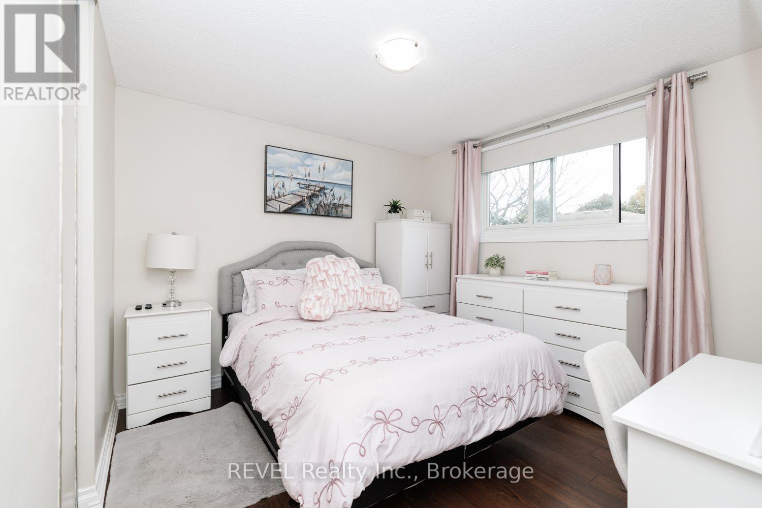 105 ELMA STREET - 20