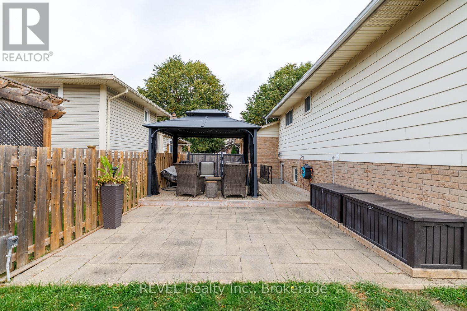 105 ELMA STREET - Image 38