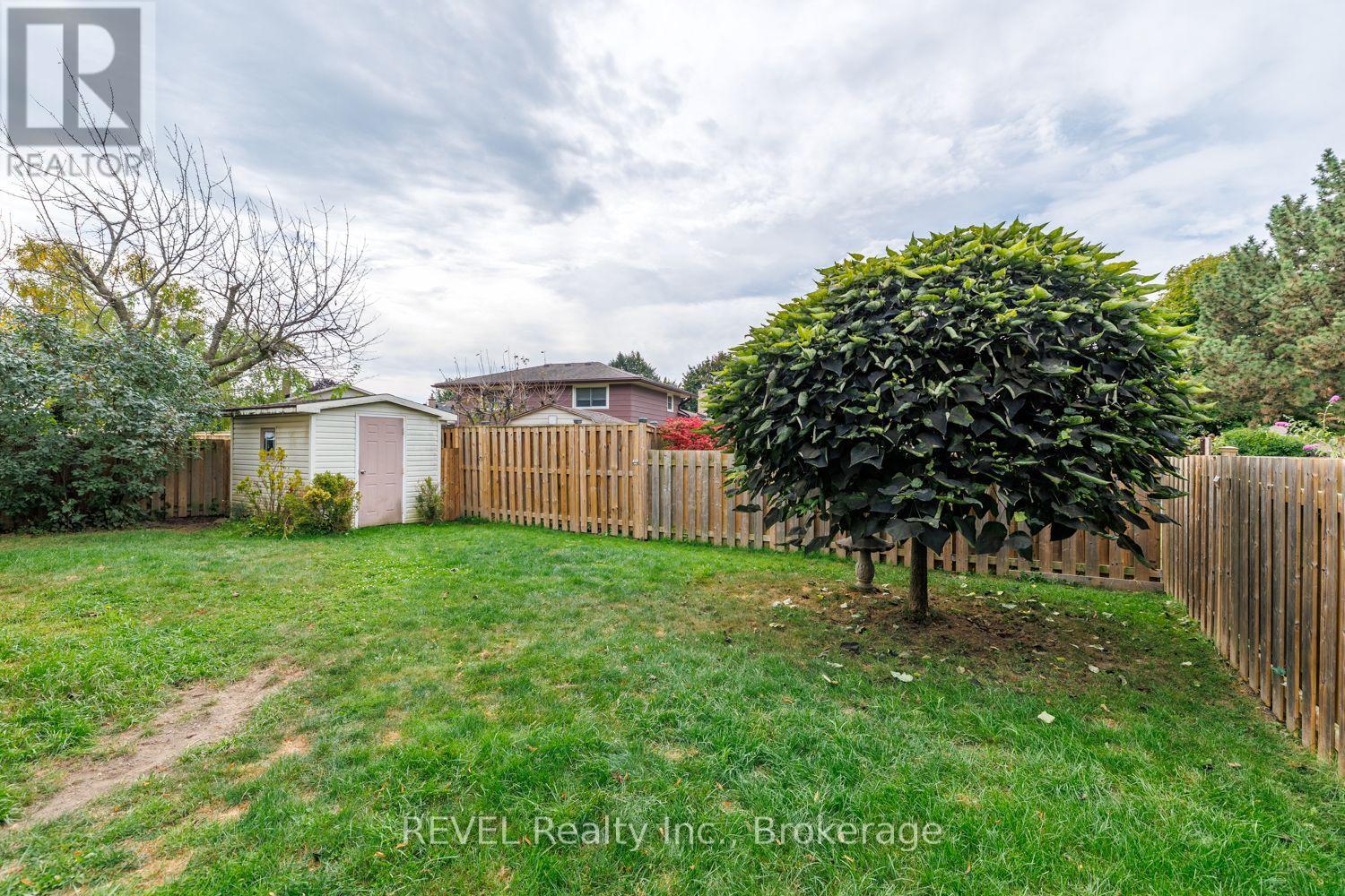 105 ELMA STREET - Image 42