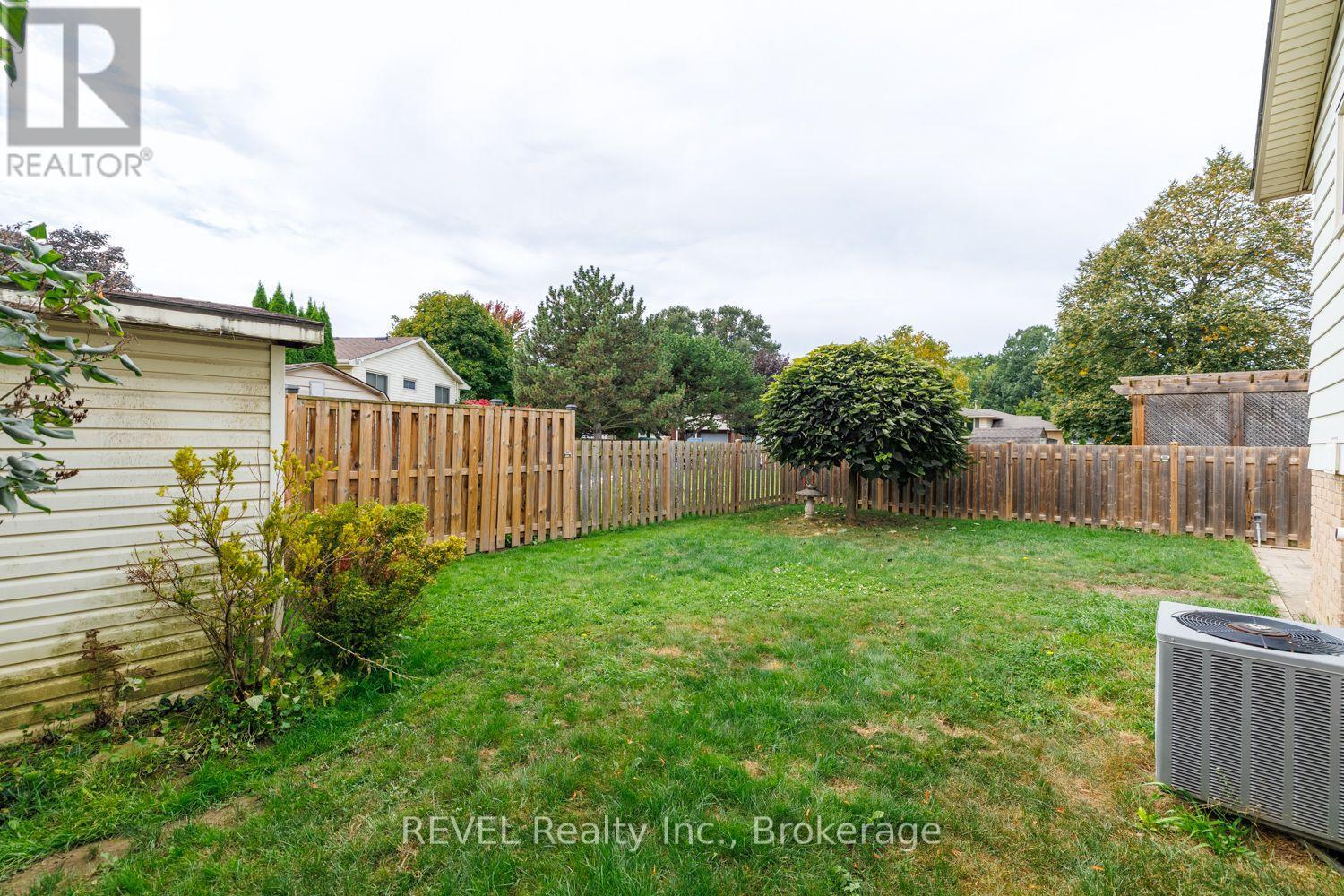 105 ELMA STREET - Image 43