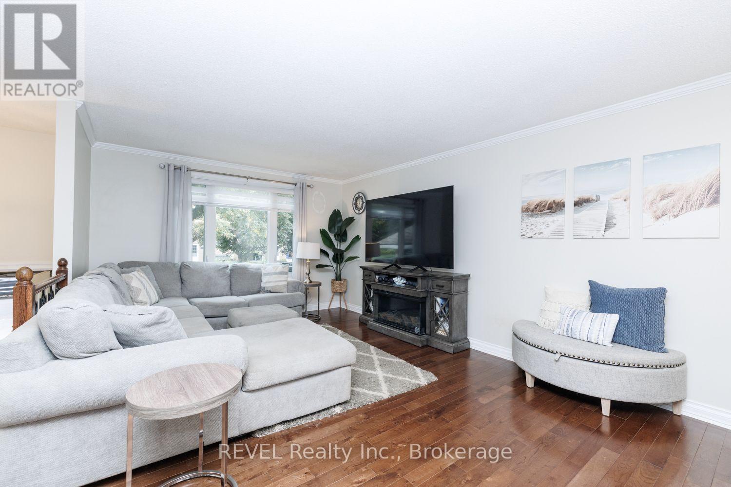 105 ELMA STREET - 7