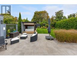 Family room - 16 Graystone Gardens, Toronto, ON M8Z3C3 Photo 17